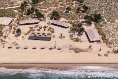 All inclusive private Beach Club - The 6-hour plan: pickup, about four hours on the sand, back to the start
