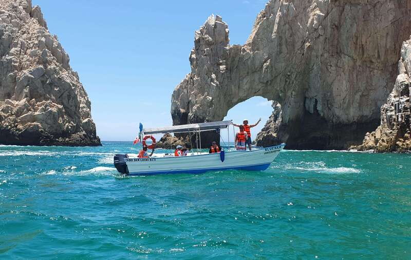 Los Cabos Arch & Lover’s Beach Tour + Snorkeling Tour - What to Bring (So You Don’t Hate the Last 10 Minutes)
