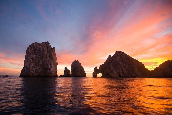 Los Cabos Private Yacht Whale Watching & Drinks - Up to 18 Guests - Crew and safety: why people keep praising this operation