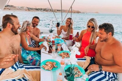 Private Yacht Cruise 4 Hour- Snorkeling & Paddle Boarding - Passing the Arch of Cabo San Lucas and sea lion watching up close