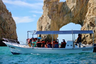 Shared ride to the arch of Cabo San Lucas - Getting to D Dock Marina (and Staying Sane About Timing)