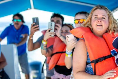 Whale Watching in Cabo San Lucas: Sightseeing Cruise and Shopping - Stop-by-stop: El Arco, the Sea of Cortez whales, and quick shore time